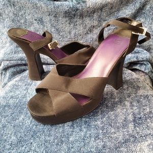 Black Ankle Strap Criss-cross Heels Size 9.5